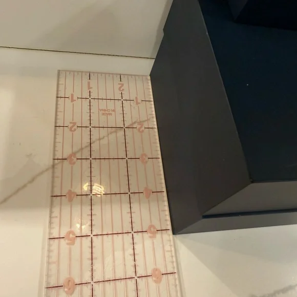 Set of skinbetter science shelf display items - Picture 8 of 9